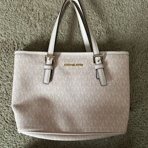 Michael Kors Light Pink Signature Tote